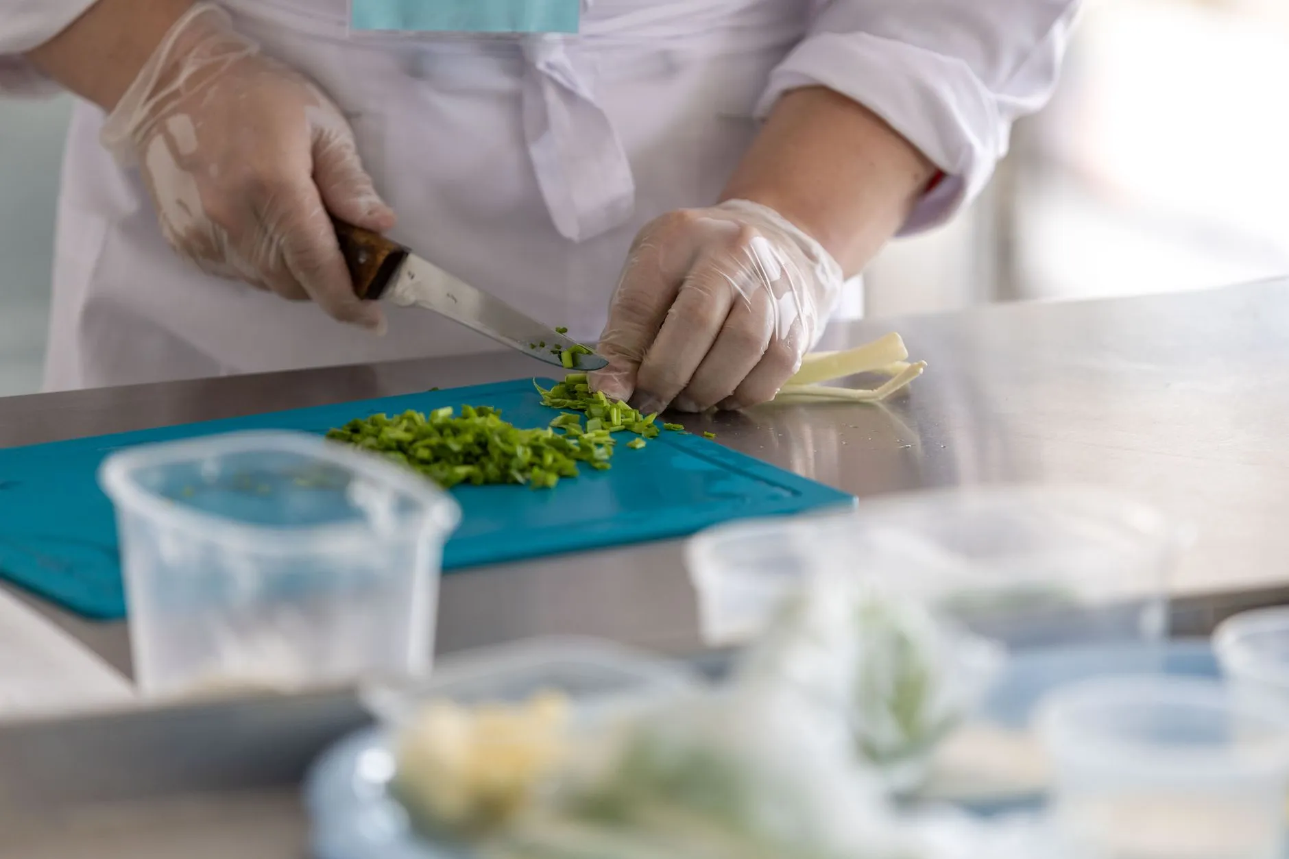 运动护具选购要点：护膝护腕护踝功能差异与适用场景分析